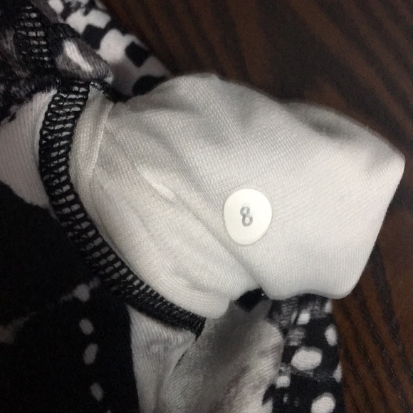 Lululemon Leggings - Picture 6 of 6